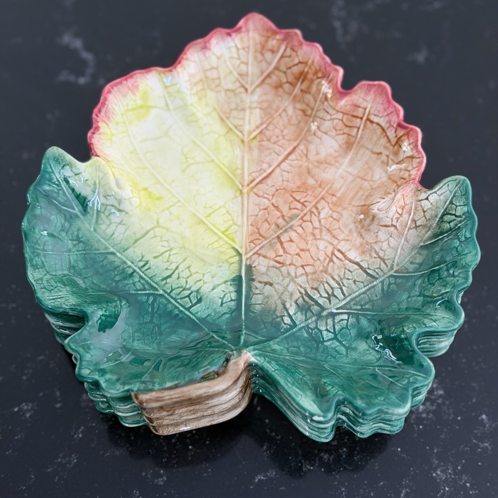 Fritz & Floyd Ironstone Leaf Plates (4) - Picture 2 of 3